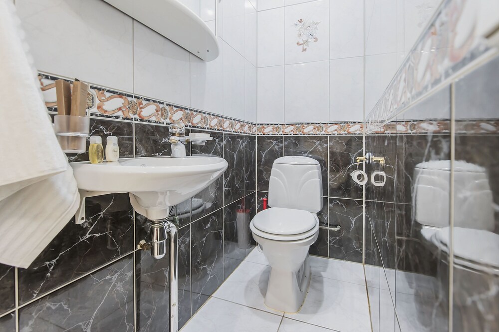 GM Apartment Staropimenovskii 16