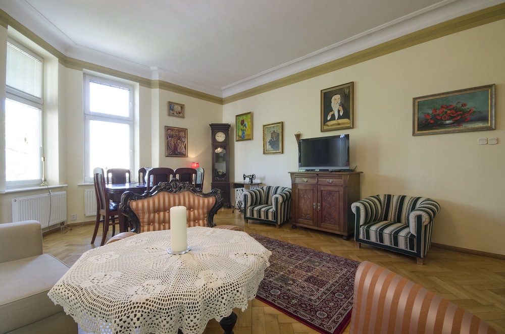 Dom & House - Apartments Monte Cassino