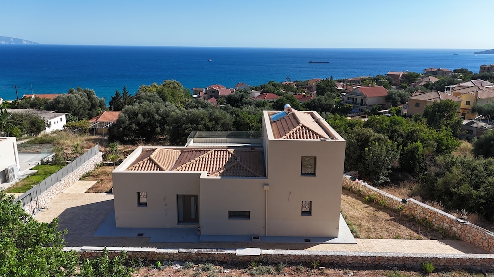Seaview Serenity Villa in Kefalonia