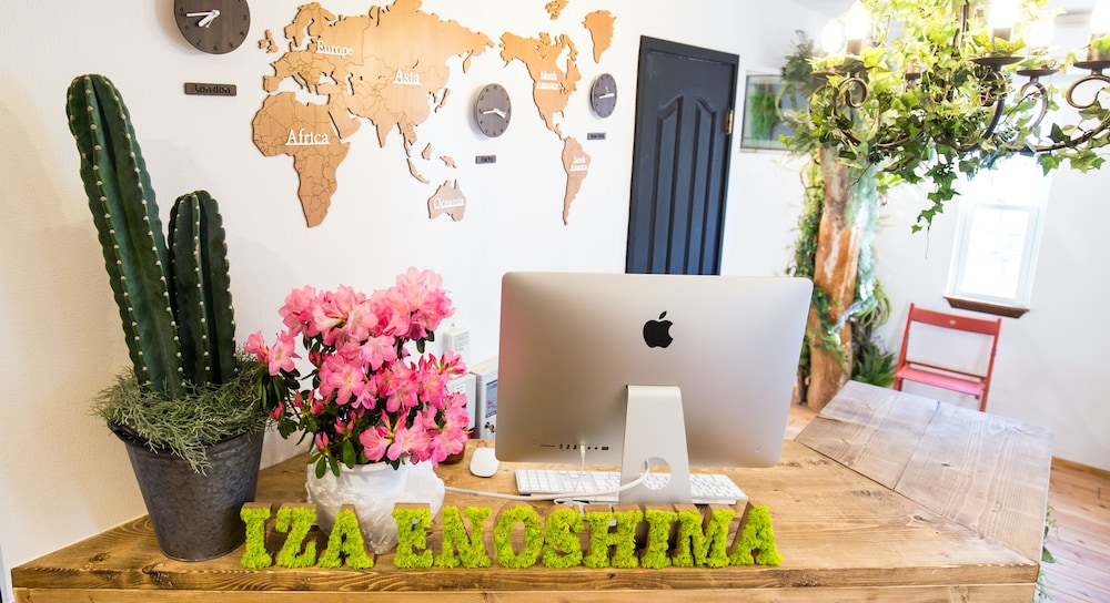 IZA Enoshima Guesthouse&Bar - Hostel