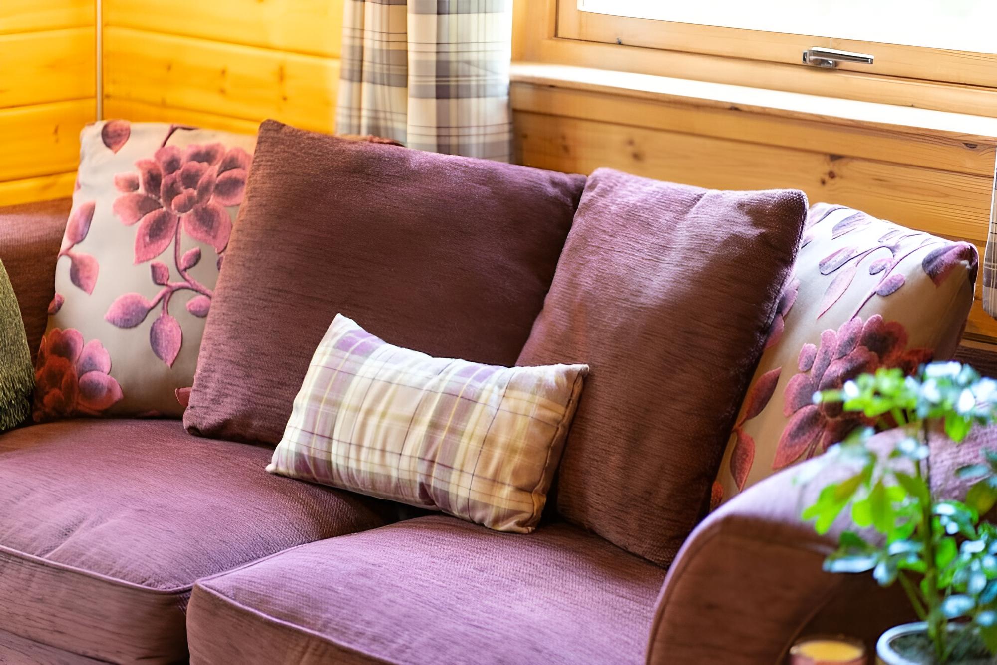 Cabin in the Den Your Hidden Hideaway Near Perth view 3