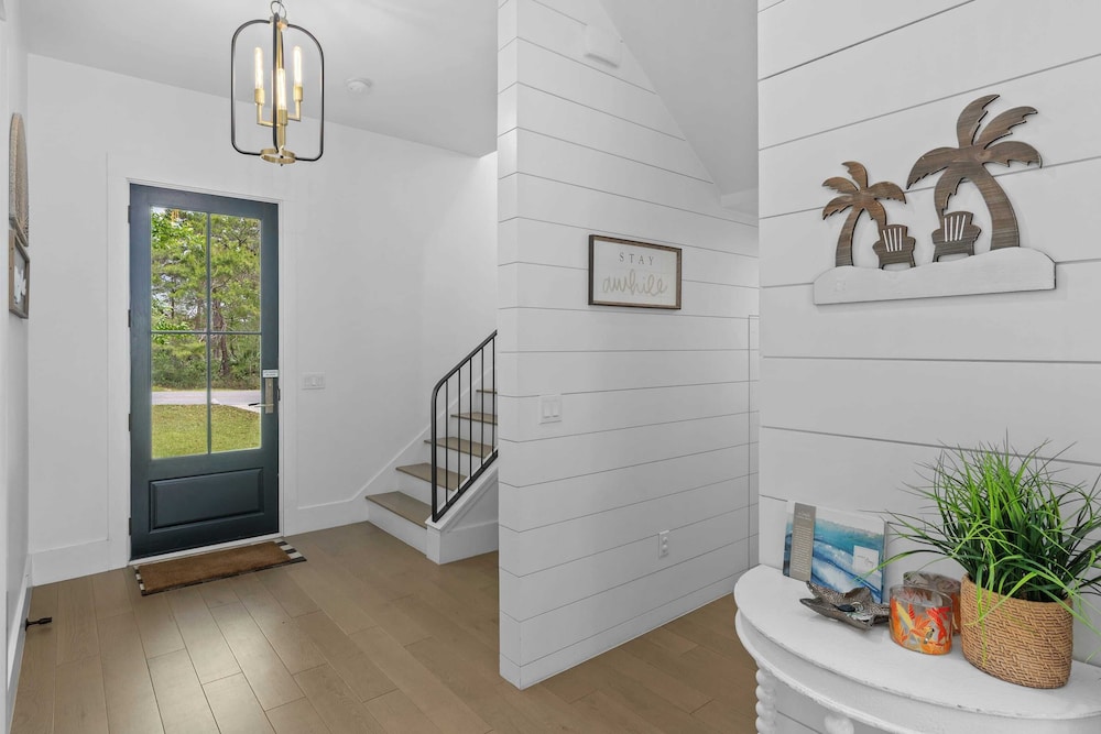 30A Good Vibes by Avantstay Private Pool + Bikes Beach Access