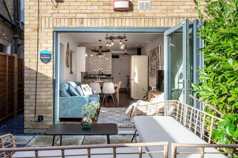 Stylish River Apartment - West Putney Embankment