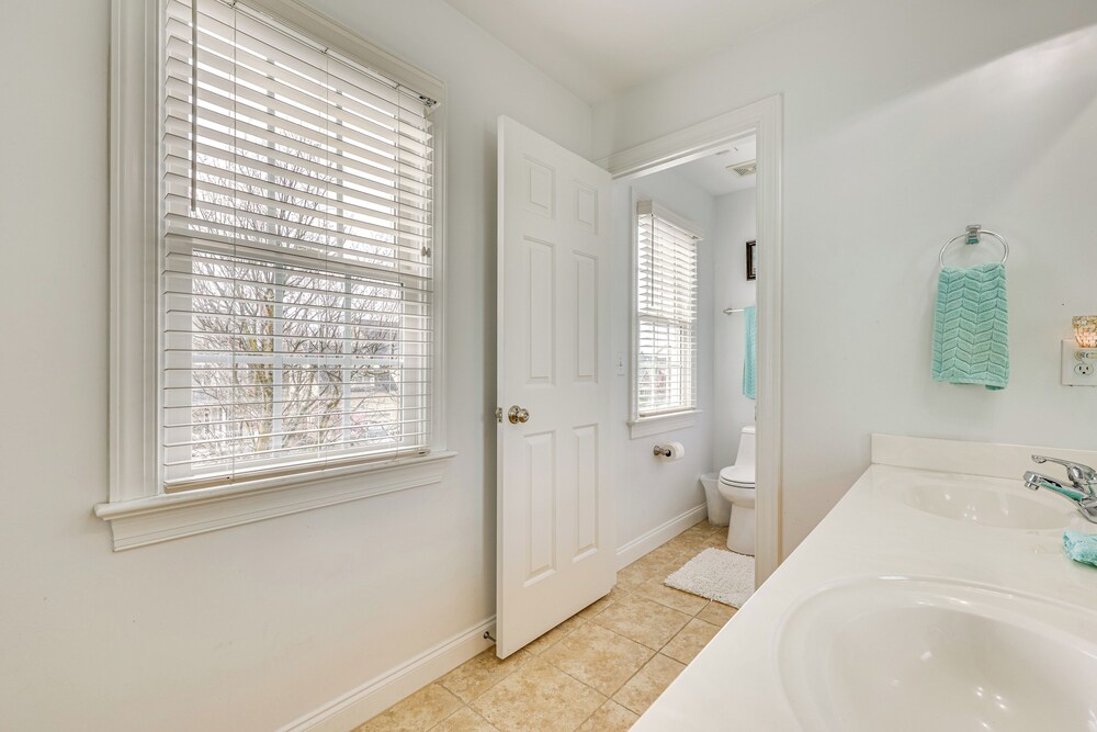 < 9 Mi to Dtwn Raleigh: Family Home w/ Pool Access