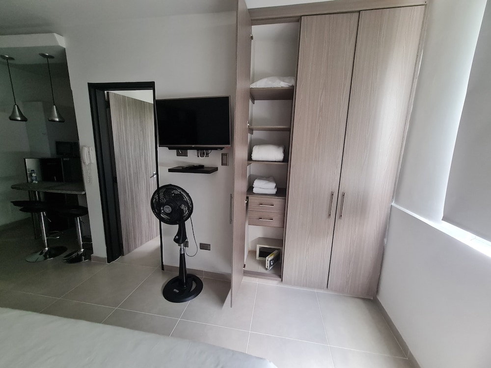 504 Moderno Aparta-Suite en Versalles Tipo Loft - Cali Tower Suites & Lofts