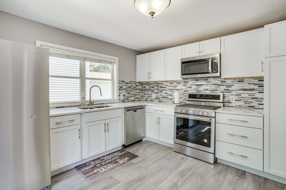 Minneapolis Home: Mins From US Bank Stadium More - Property Image 23