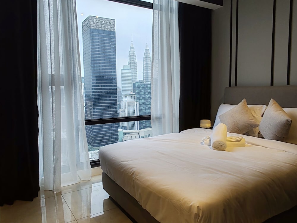The Axon Bukit Bintang by SMOVF BNB