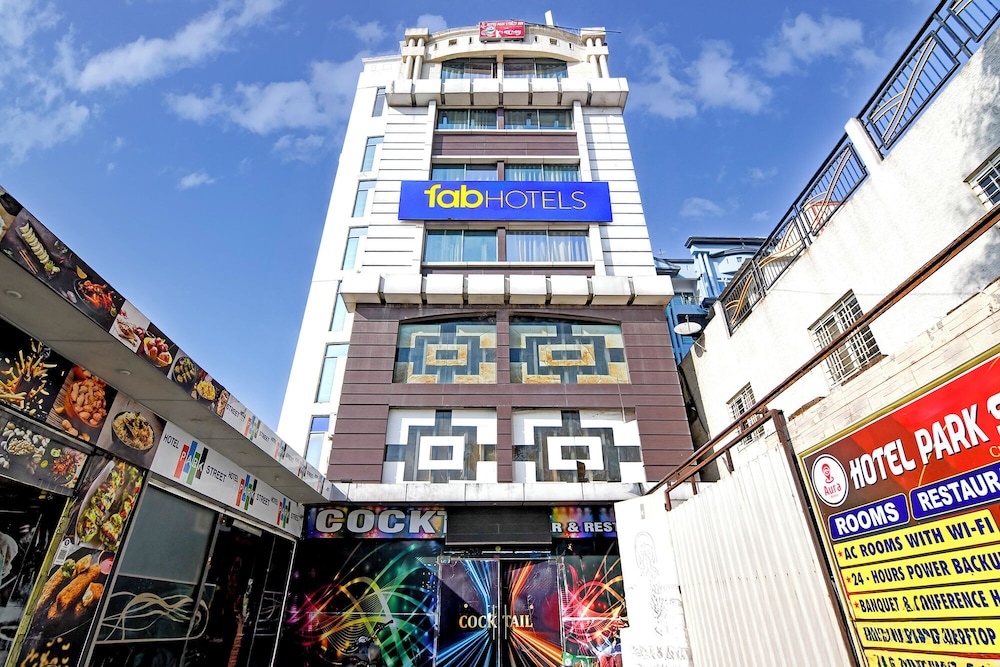 Fabhotel Park Street Inn