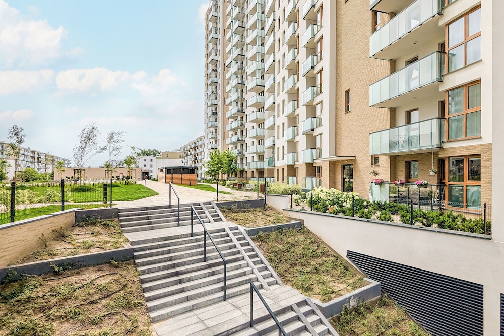 Starowiejska With Parking by Renters view 2