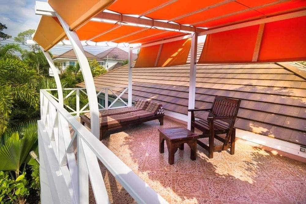 Leelawadee Pool Villa