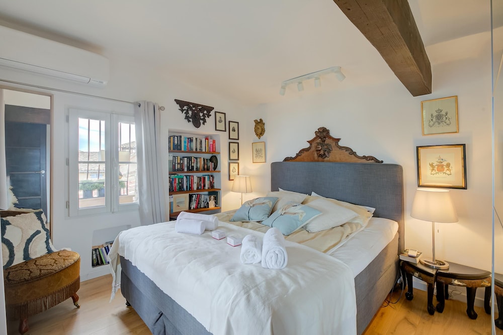 Maison Sans Delai in Cagnes sur Mer