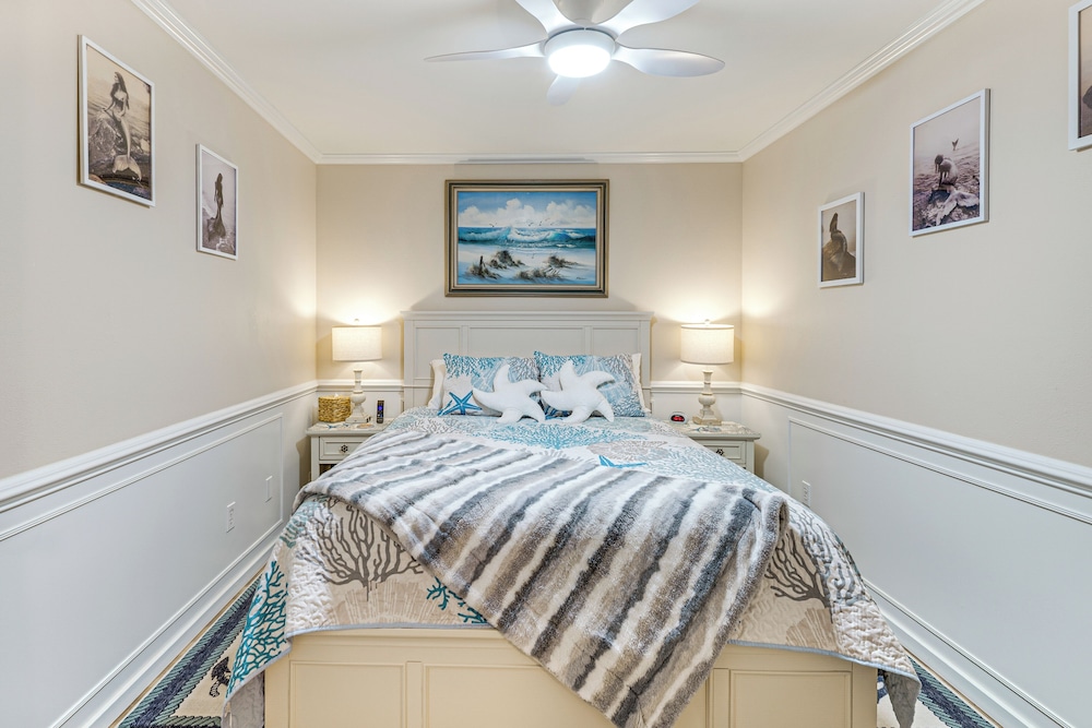 23-mile Canal On-site: Condo in Ocean Shores!