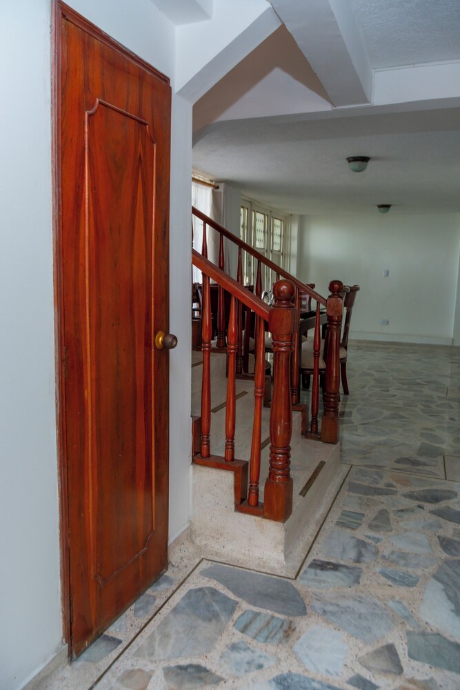 Lovely 4-bed House in Palmira Valle del Cauca