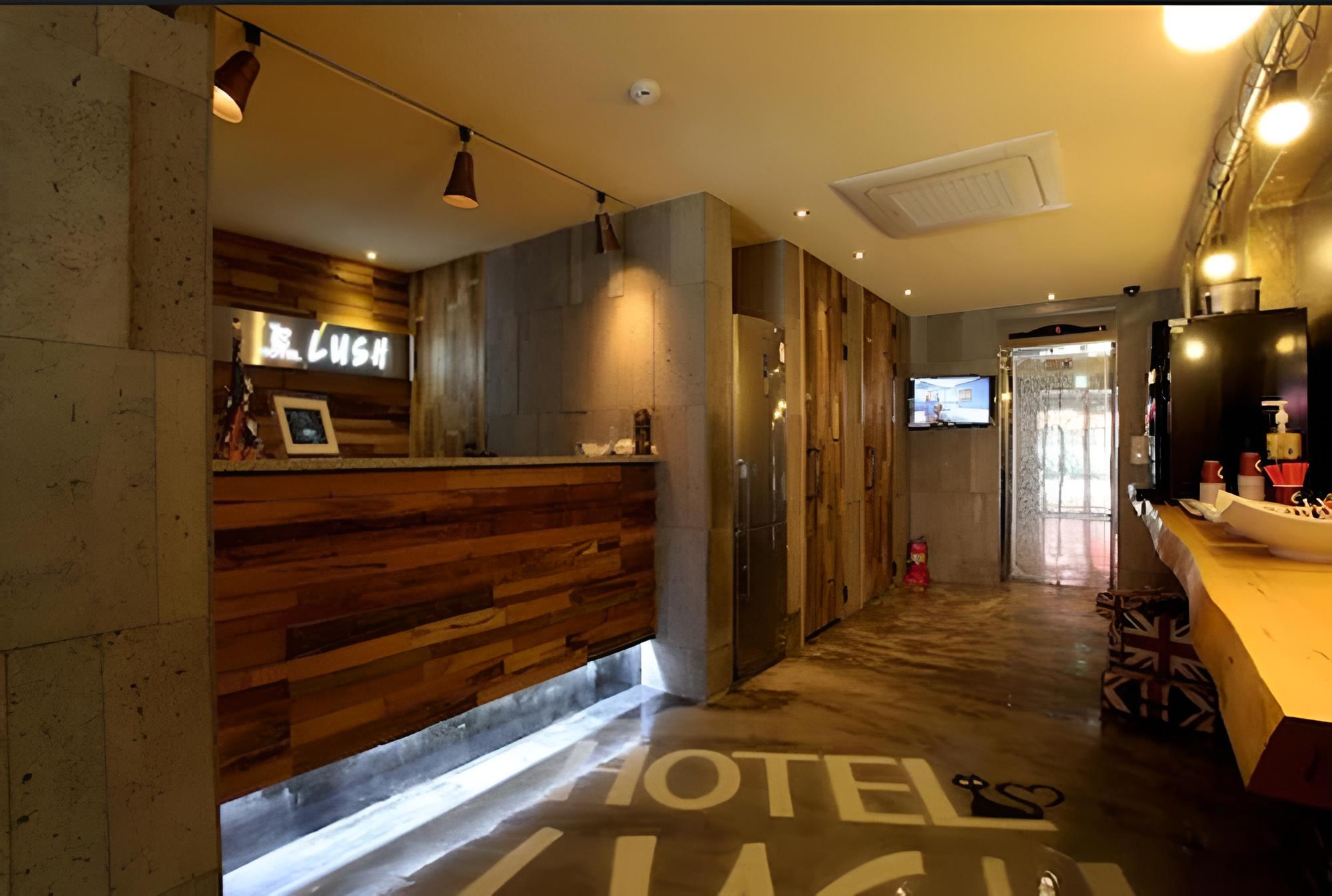 Hwagok Lush Hotel