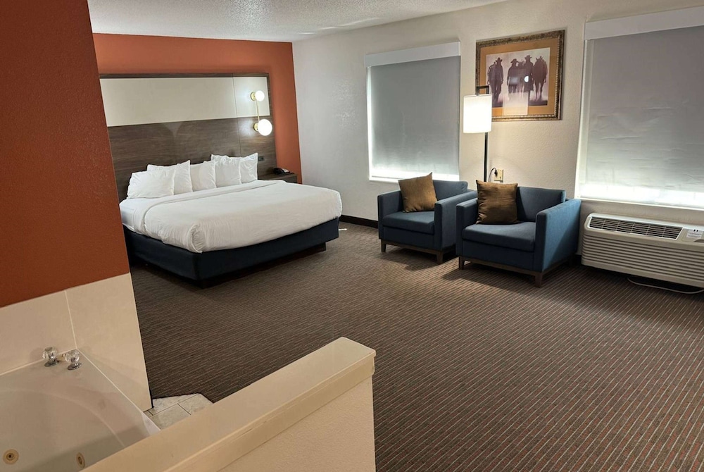 Ogallala Vacations - Americinn by Wyndham Ogallala - Property Image 3