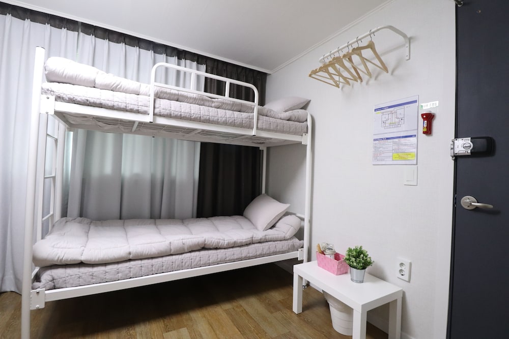 Liz's House - Hostel