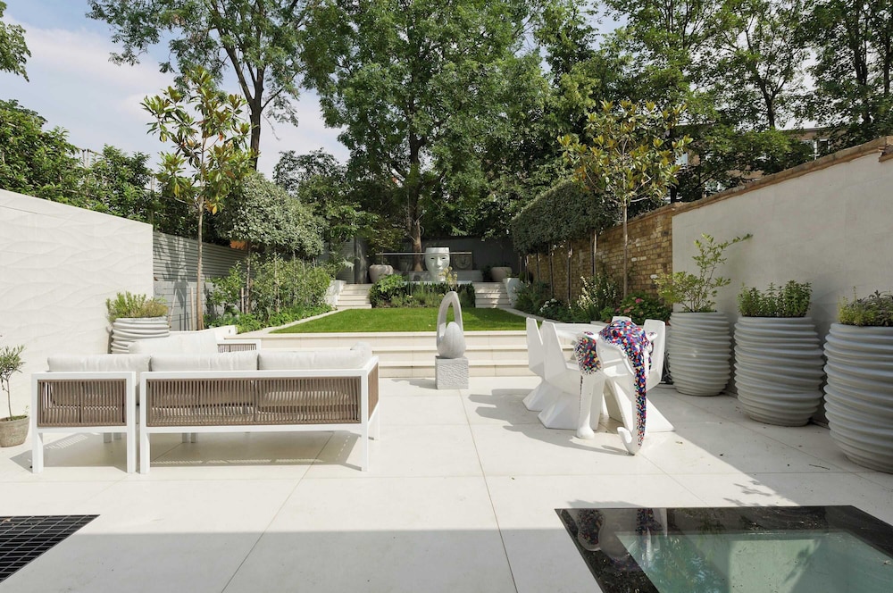 7bed Notting Hill W/garden, Games Room & Parking