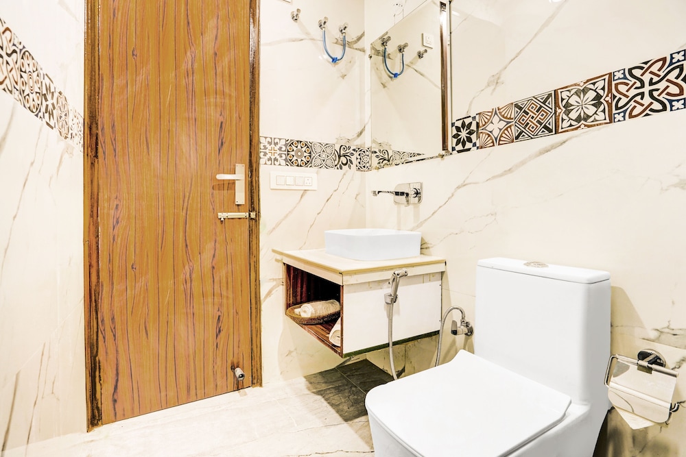 Alaya Stays Serene Woods Hotel Near Mall Road