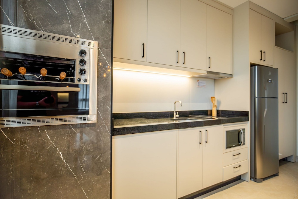 Elegance Residence