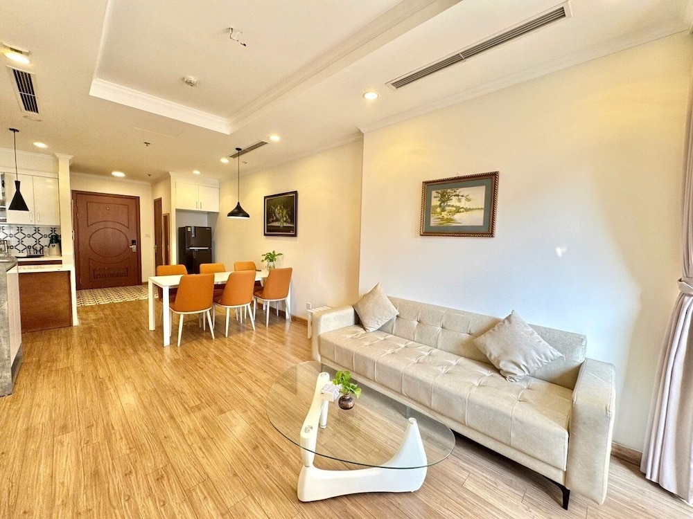 Sunny - Vinhomes Times City Park Hill