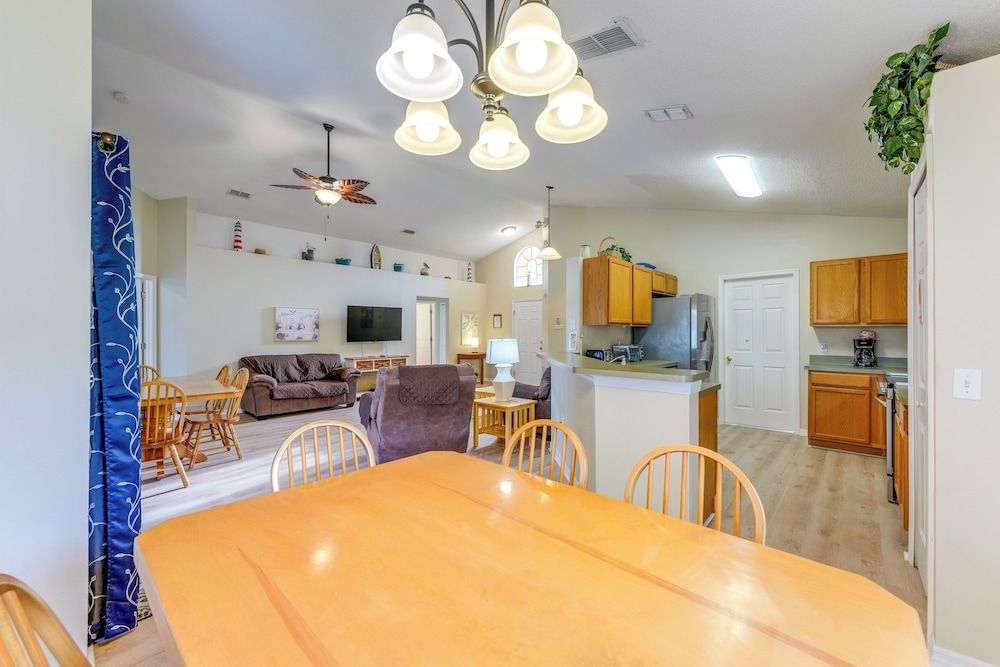 Family Home w/ Pool: Visit Disney & Orlando Parks!