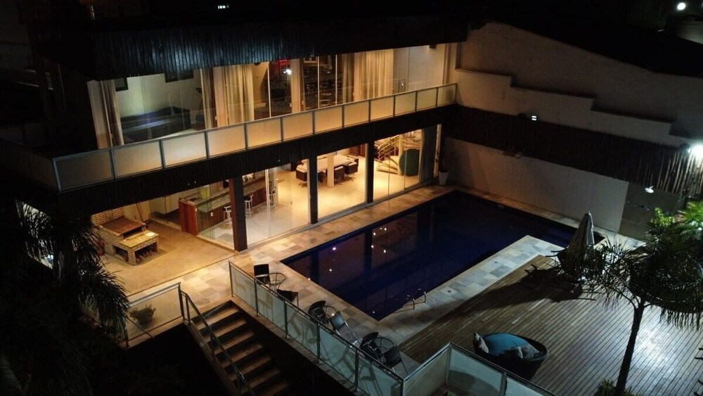 Mansao no centro São Roque