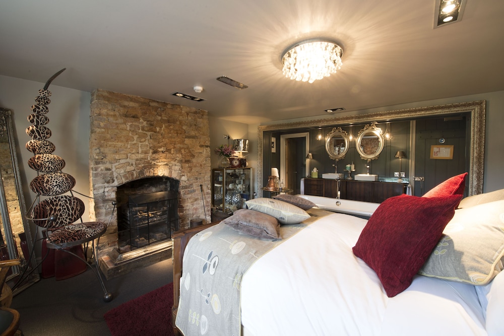 The Five Bells Inn Brabourne