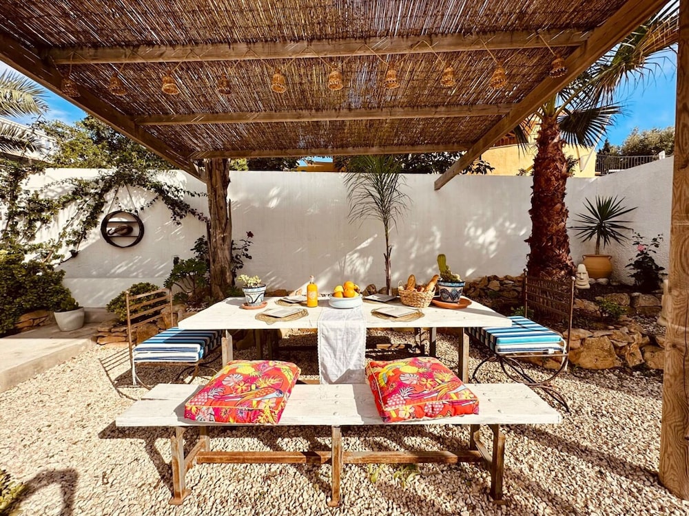 Incredible Views Villa With Private Pool