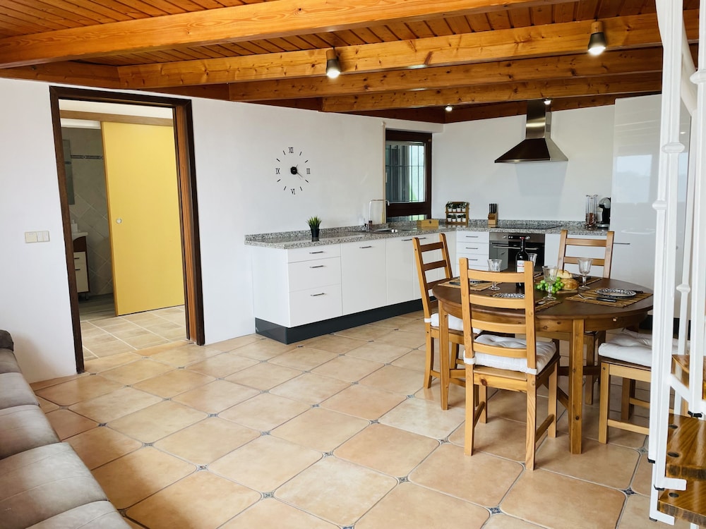 Casa Rural Comares con Piscina Privada by At Home