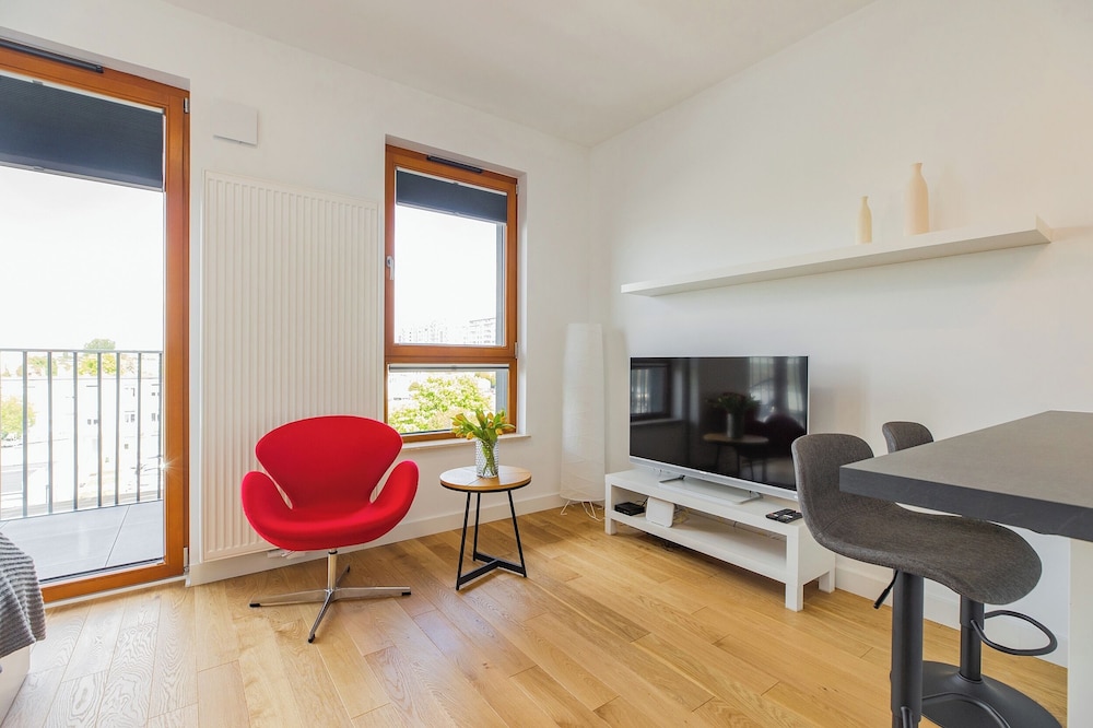 ShortStayPoland Zdziechowskiego B151 view 5