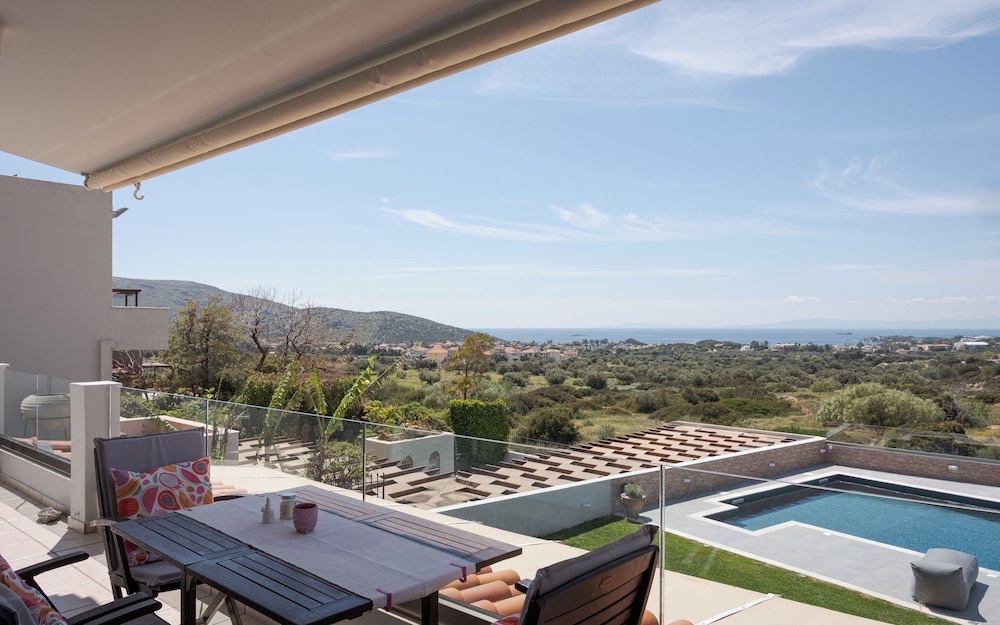 LaGon Luxury Villa