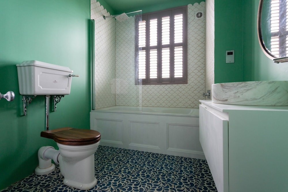 Stafford Terrace IV by Onefinestay