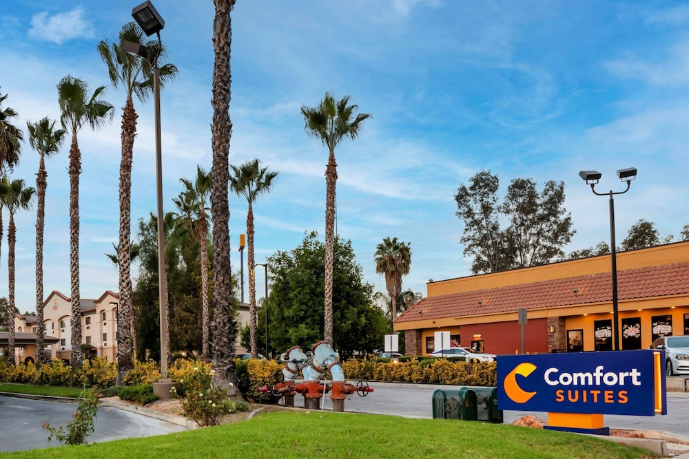 Redlands Vacations - Comfort Suites Redlands - Property Image 25