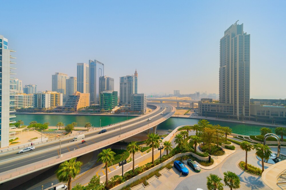 DXB - Address JBR - 705 - DM