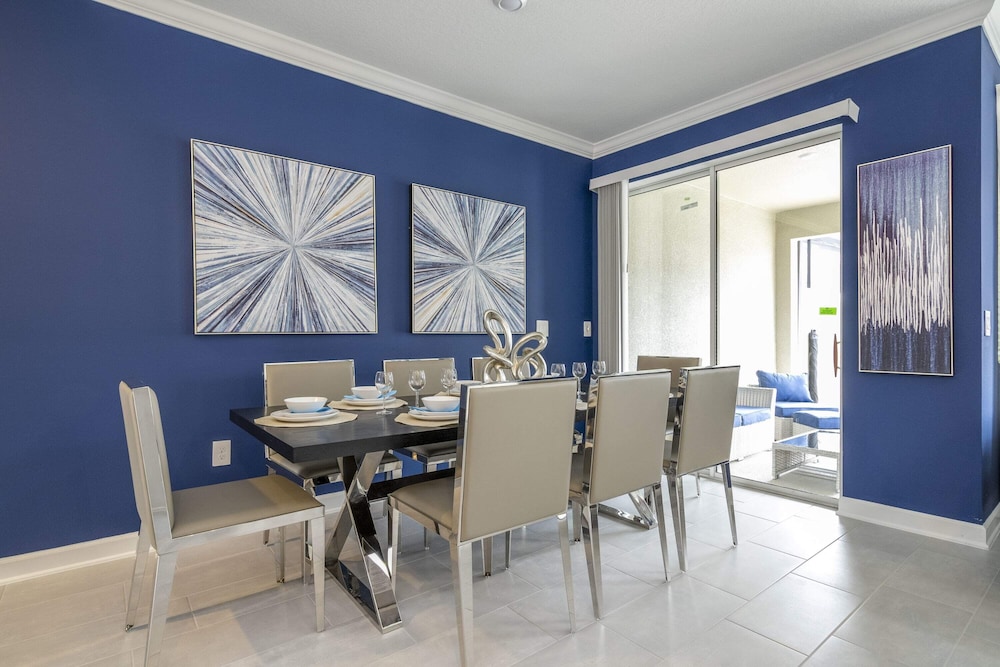 Fantastic 4 Bd W/ Pool @ Storey Lake Resort 2709