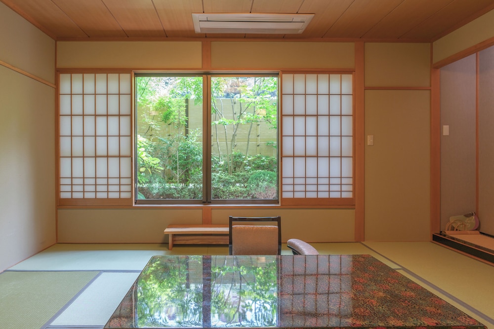 Narashino no sato Gyokusui -6 years or older-