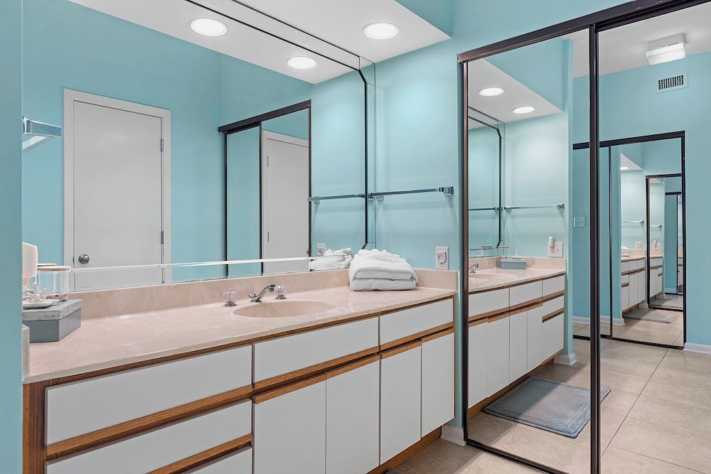 Romar House by Southern Vacation Rentals