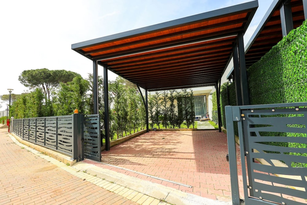 Sanpietro Vacation Villa 007