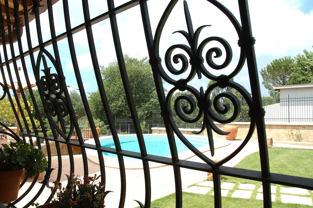 La Valle Dei Casali B&B