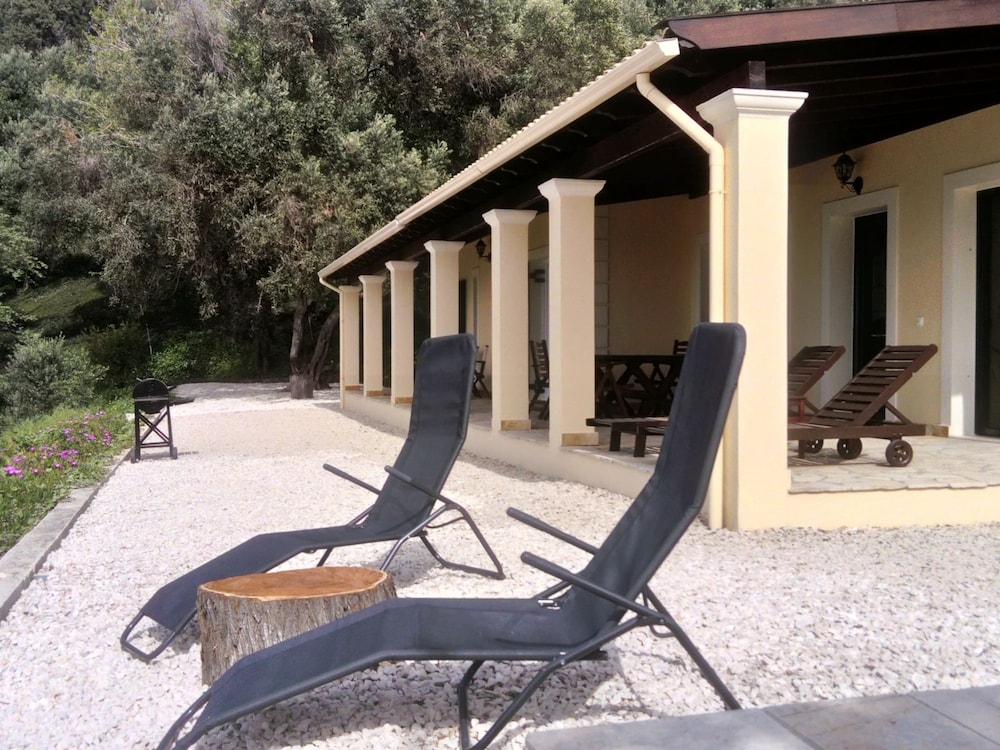 Comfy Apartment in Vinkuran With the Beach Nearby view 5