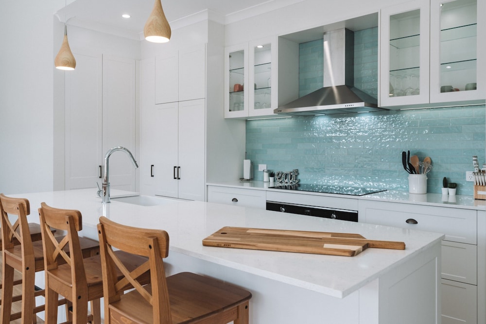 Exquisitely Spacious 3-bed Home