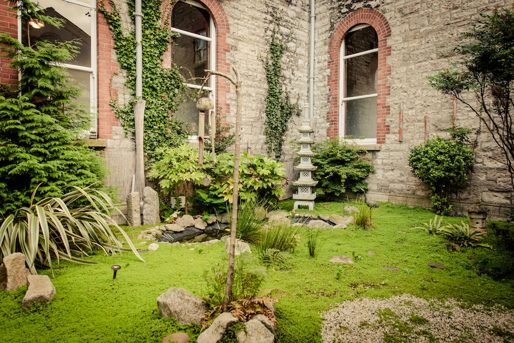 DCU Rooms at All Hallows College - Hostel