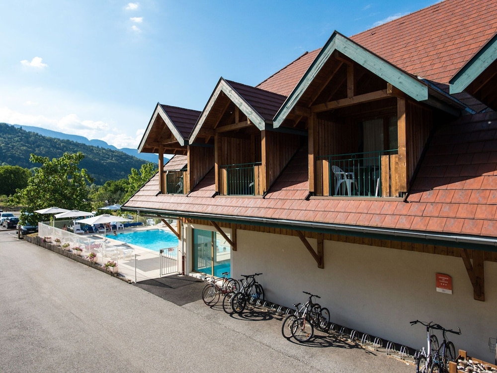 Savoy Style Mountain Stay