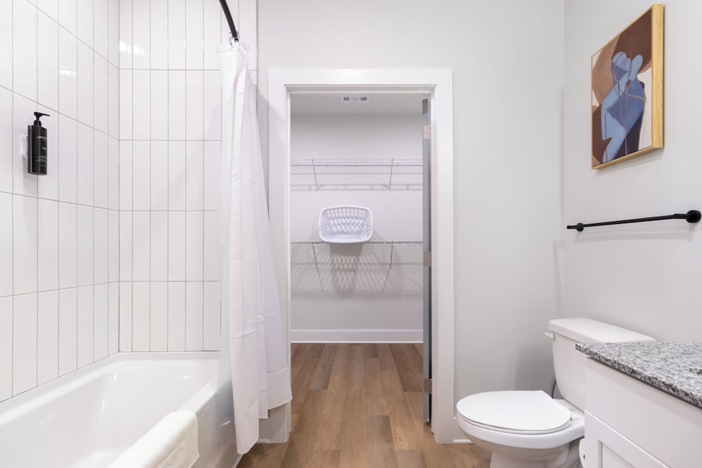 Landing Amazing 1bd, Yoga Studio, Clubhouse