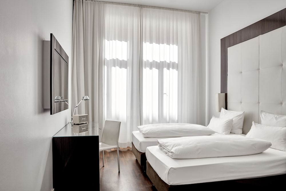 Frankfurt Vacations - The Pure, a Member of Design Hotels - Property Image 32