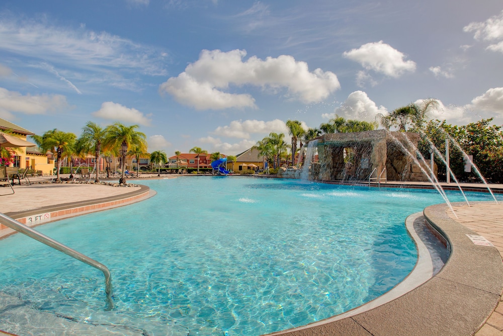 Private Pool Getaway! Near Theme Parks! - Image 3