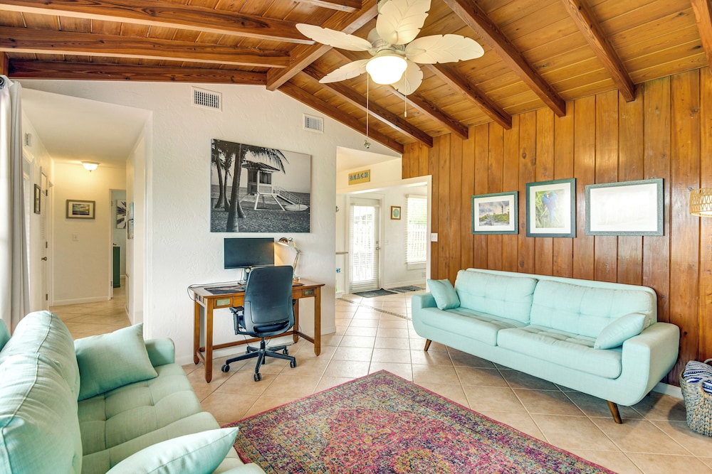 Walk to Shore + Pier: Family Home in Ormond Beach