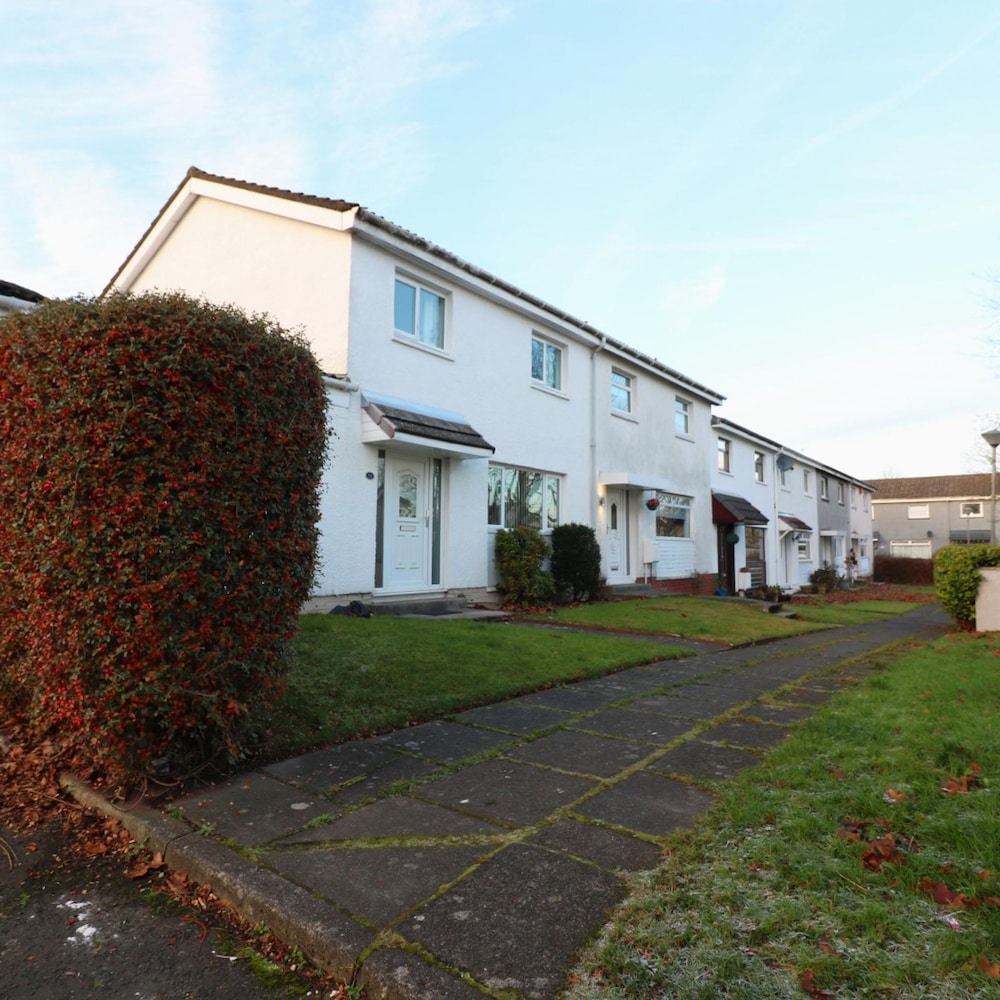 Glen Garry House - East Kilbride view 4