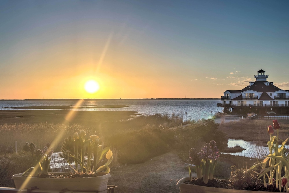 Walk to Shore & Dining: Midtown Ocean City Gem view 3