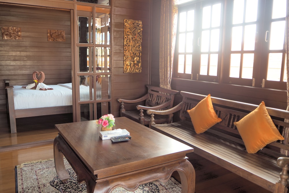 Baan Thai Lanna Pattaya